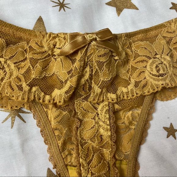 NWOT Mustard Lace Lavit Anthropologie Thong Medium - Picture 7 of 7